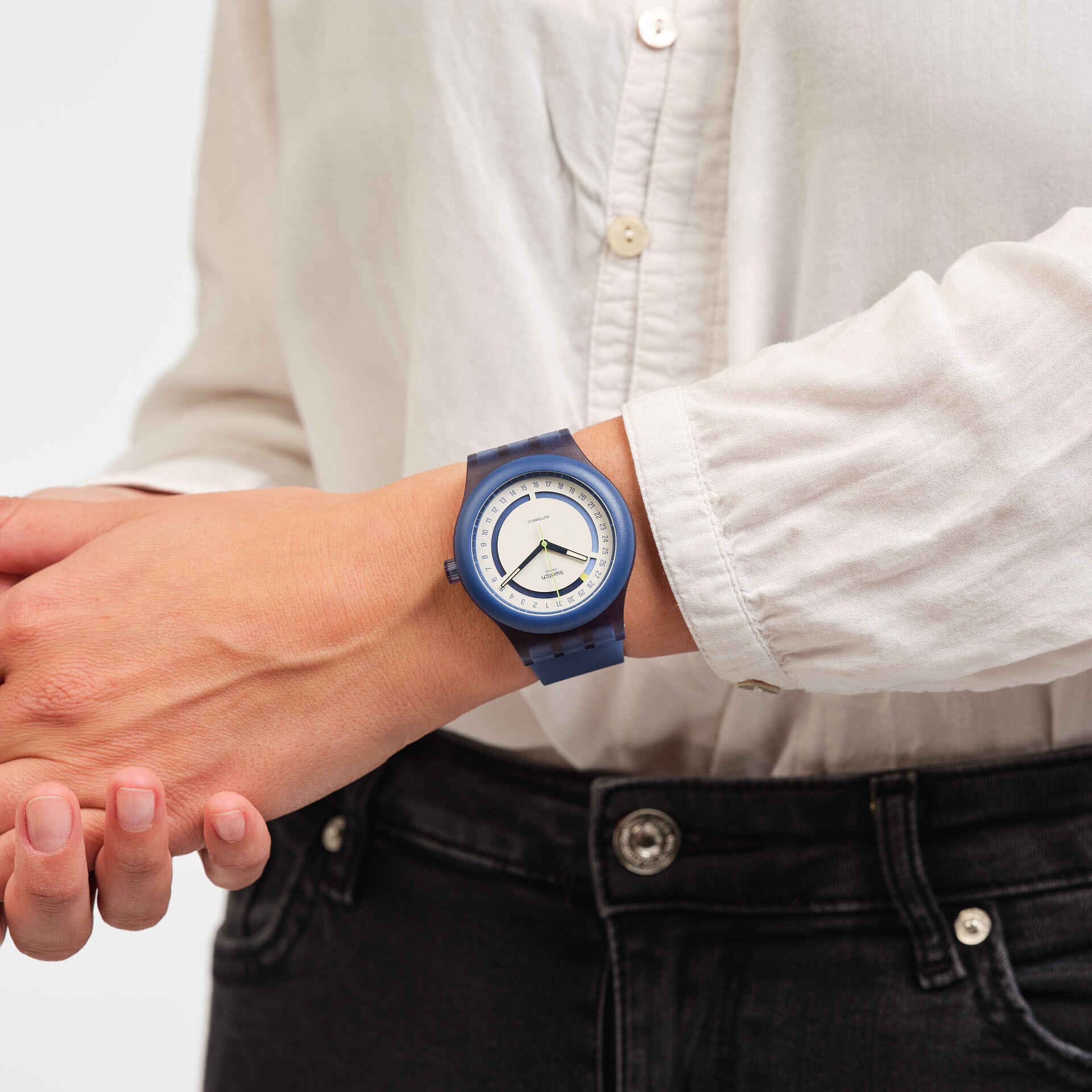 "SISTEM51 HODINKEE STOPLIGHT NEON REMIX" Gallery Image #1